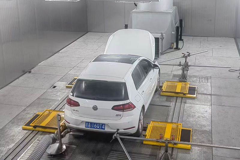 整车试验箱Full Vehicle Cliamtic Chamber.jpg